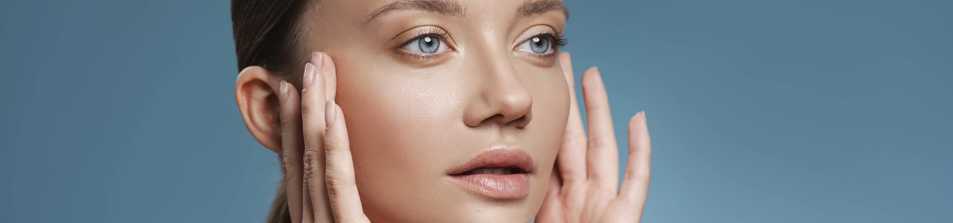 Контурная пластика лица: что это и как проводится?