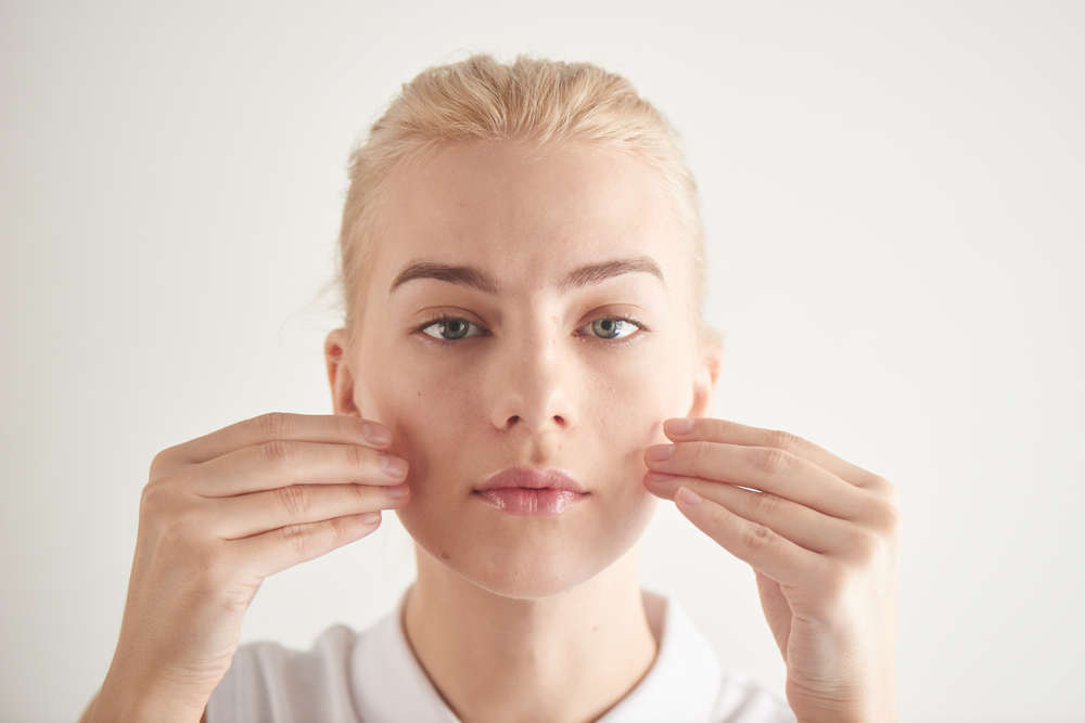 Зачем и как удаляют комочки Биша?