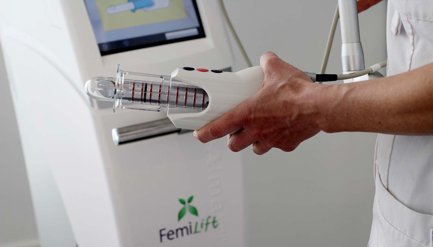 Вагинальное омоложение лазером FemiLift